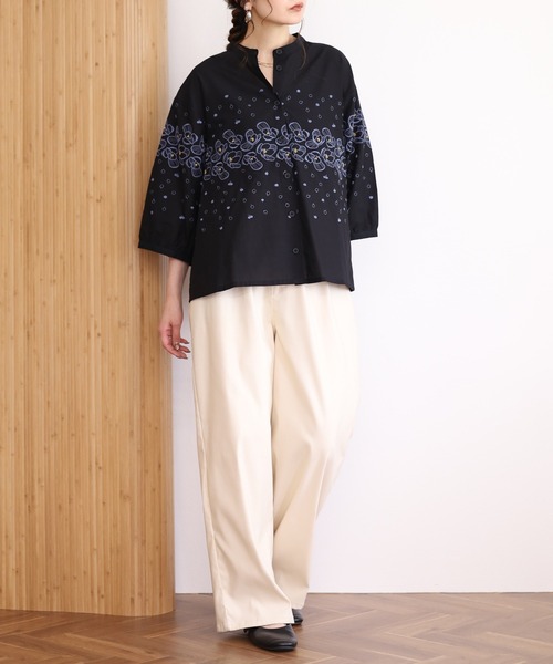 Emago(イマゴ)の「EMAGO 花ドット刺繍シャツ 7分袖(シャツ/ブラウス・レディース・グレー/ブラック・FREE)」の7枚目の写真