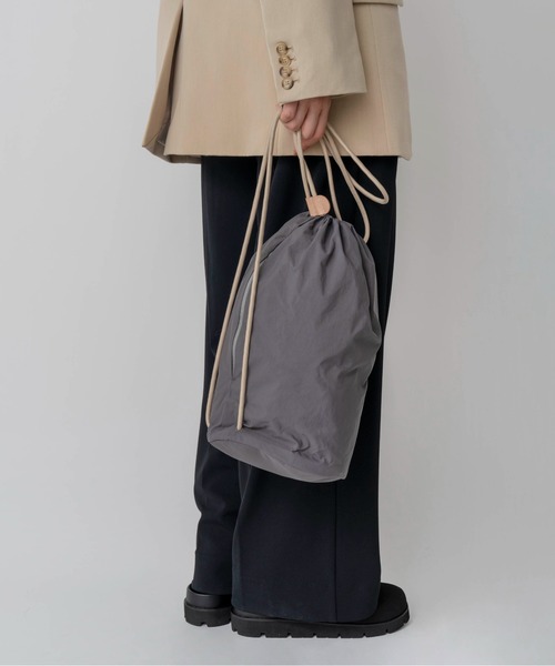 LE VERNIS(ル・ベルニ)の「LE VERNIS(ル・ベルニ) 《撥水》Knapsack(バックパック/リュック・レディース・グレー/ブラック・FREE)」の2枚目の写真