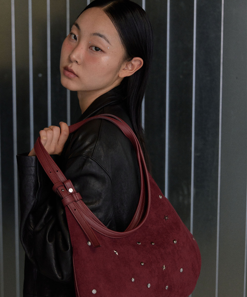 HAVEAWHALE(ハブアホエール)の「maro stud suede bag (BD)(ショルダーバッグ・レディース・その他・FREE)」の1枚目の写真