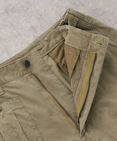 FRAMeWORK(フレームワーク)の「NIGEL CABOURN/ナイジェルケーボン リップストップアーミーカーゴパンツ(カーゴパンツ・レディース・ベージュ/ホワイト・FREE)」の6枚目の写真