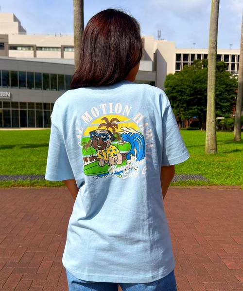 LOCALMOTION HAWAII(ローカルモーション ハワイ)の「サーフドッグプリントTシャツ(Tシャツ/カットソー・メンズ・サックスブルー/ネイビー/ホワイト・LARGE/MEDIUM/X-LARGE/SMALL)」の1枚目の写真