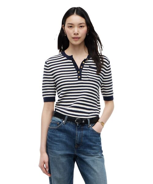 TOMMY HILFIGER(トミーヒルフィガー)の「ゴールドボタンショートスリーブヘンリーネックカットソー(ニット/セーター・レディース・ホワイト系その他7/マルチ・XX-SMALL/SMALL/X-SMALL)」の1枚目の写真