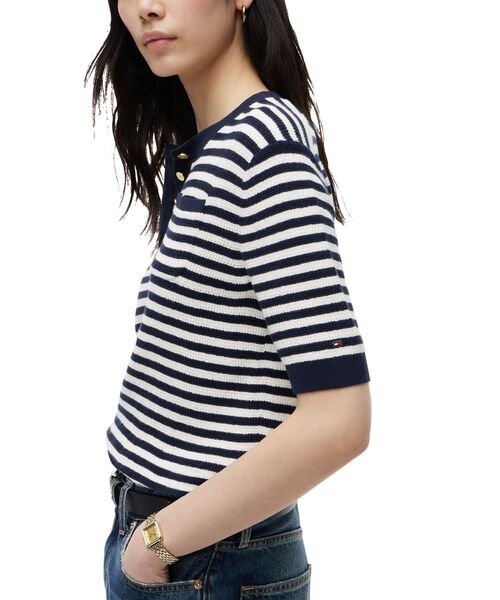 TOMMY HILFIGER(トミーヒルフィガー)の「ゴールドボタンショートスリーブヘンリーネックカットソー(ニット/セーター・レディース・ホワイト系その他7/マルチ・XX-SMALL/SMALL/X-SMALL)」の3枚目の写真