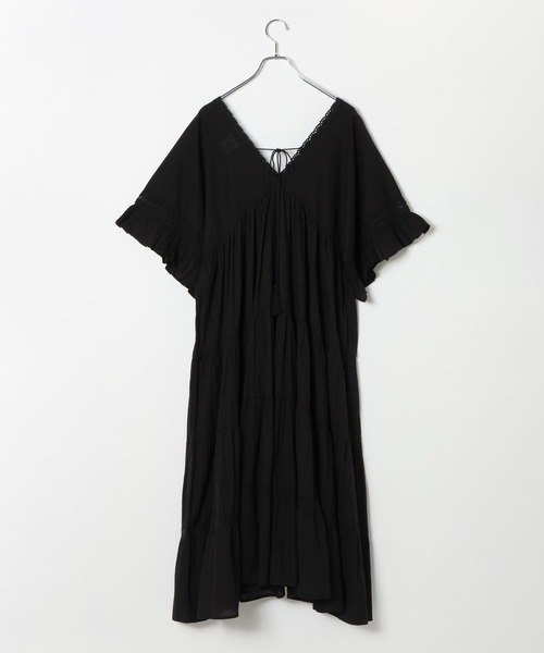 AMERICAN RAG CIE（アメリカンラグシー）の「【AMERICAN RAG CIE】 インディアボリュームドレスワンピース（WOMEN)（ワンピース・レディース・ピンク/ブラック・FREE）」の4枚目の写真