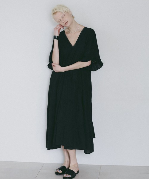 AMERICAN RAG CIE(アメリカンラグシー)の「【AMERICAN RAG CIE】 インディアボリュームドレスワンピース(WOMEN)(ワンピース・レディース・ピンク/ブラック・FREE)」の13枚目の写真