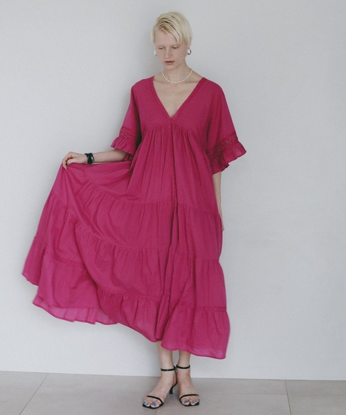 AMERICAN RAG CIE(アメリカンラグシー)の「【AMERICAN RAG CIE】 インディアボリュームドレスワンピース(WOMEN)(ワンピース・レディース・ピンク/ブラック・FREE)」の22枚目の写真