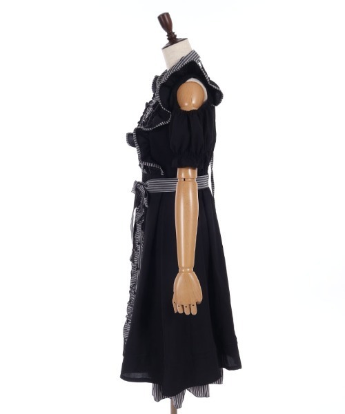 axes femme POETIQUE(アクシーズファムポエティック)の「バイカラーオフショルOP(ワンピース・レディース・レッド/ブラック/ホワイト・MEDIUM)」の12枚目の写真
