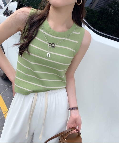 CHUL(チュル)の「ボーダーノースリーブニットトップス(その他トップス・レディース・ブラック×ホワイト/ホワイト×ブラック/アイボリー/グリーン/ホワイト/ブラック・FREE)」の6枚目の写真