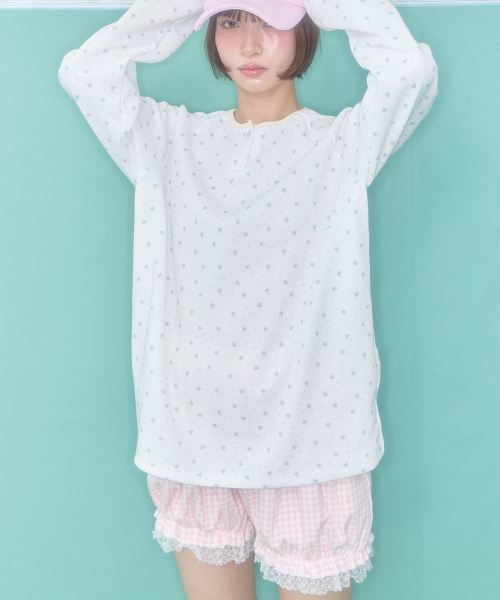 SHAKIRI(シャキリ)の「ココ ヘンリーネック ワッフルトップ (ホワイト)(Tシャツ/カットソー・レディース・その他・FREE)」の3枚目の写真