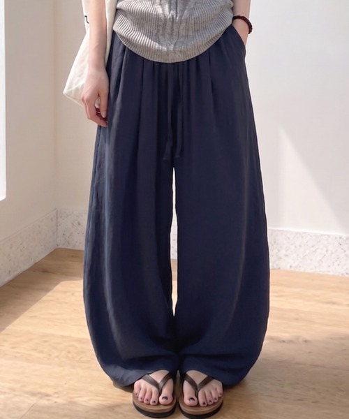 lulufa(ルルファ)の「リラックスワイドイージーパンツ(その他パンツ・レディース・ネイビー/ナチュラル・FREE)」の1枚目の写真