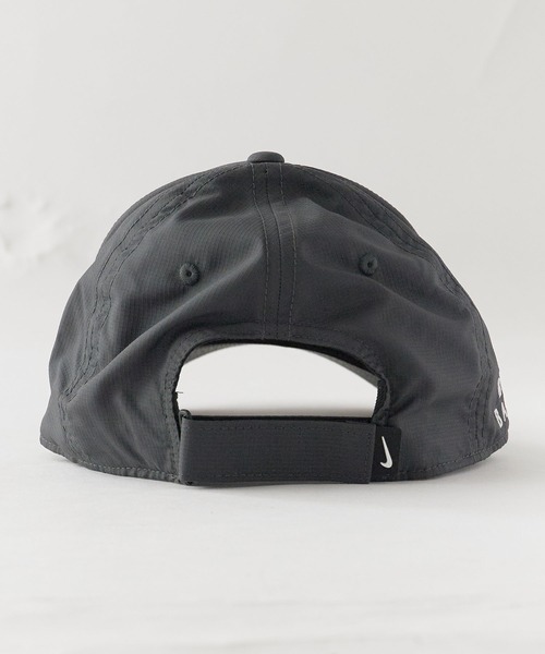 NIKE(ナイキ)の「NIKE/ナイキ M/L NIKE Anthracite ベースボールキャップ フロントロゴ UVカット 軽量 野球 ベーシック 定番 スポーティー ストリート カジュアル メンズ レディース 2026年 夏 夏服(キャップ・メンズ・ブラック系1/ブラック系2/ブラック系3/ブラック系4・FREE)」の5枚目の写真