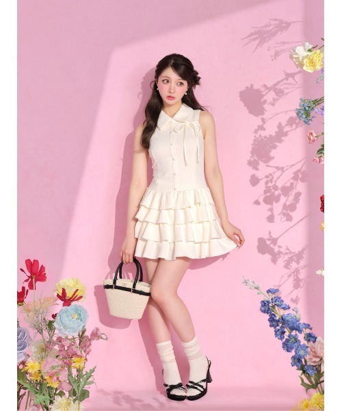 M me eme(エムミーエメ)の「Ribbon strap bijou line mule(eme11022)(サンダル・レディース・ブラック・S/M)」の6枚目の写真