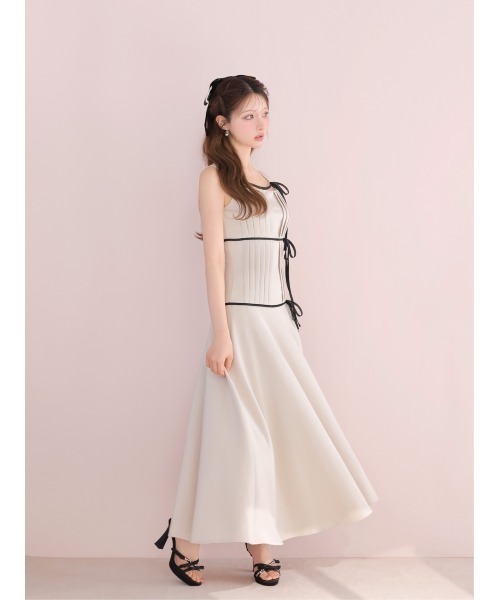 M me eme(エムミーエメ)の「Ribbon strap bijou line mule(eme11022)(サンダル・レディース・ブラック・S/M)」の11枚目の写真