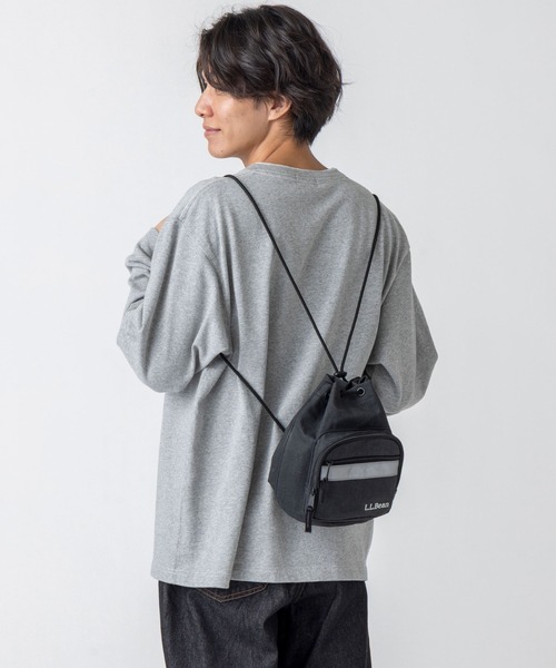 L.L.Bean(エルエルビーン)の「ビニロン/コットン・ドローストリング・ポーチ(ショルダーバッグ・レディース・ブラック/カーキブラウン/グリーン・ONE SIZE)」の6枚目の写真