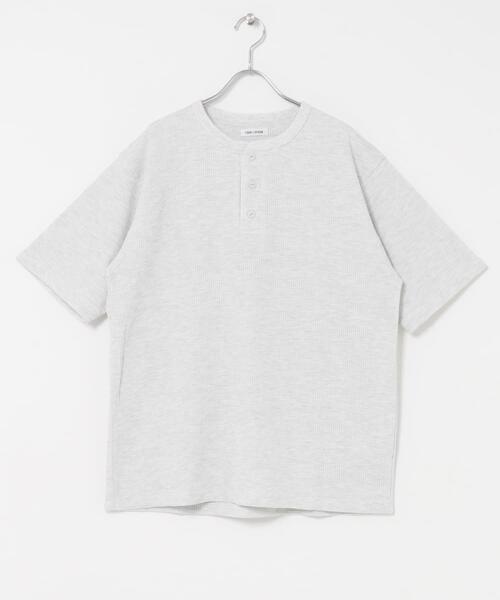 FORK&SPOON(フォークアンドスプーン)の「FORK&SPOON ワッフルヘンリーTシャツ(Tシャツ/カットソー・メンズ・グレー/ブラック・4/5)」の2枚目の写真