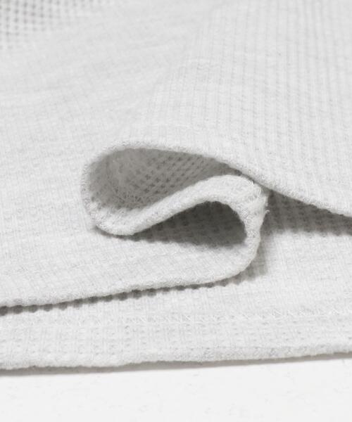 FORK&SPOON(フォークアンドスプーン)の「FORK&SPOON ワッフルヘンリーTシャツ(Tシャツ/カットソー・メンズ・グレー/ブラック・4/5)」の8枚目の写真