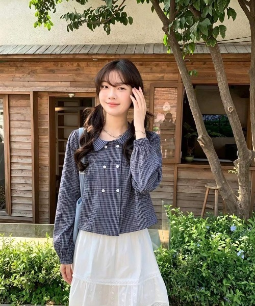 GEMEDA（ジェメダ）の「かわいいチェック柄ダブルボタン長袖シャツ（シャツ/ブラウス・レディース・ネイビー・M）」の5枚目の写真