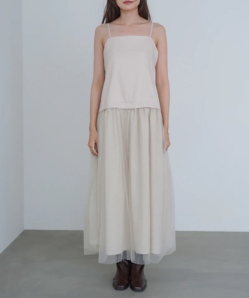Bab(バブ)の「【選べるサイズ展開】レイヤード風チュールキャミワンピース(ワンピース・レディース・チャコールグレー/ブラウン/アイボリー・SMALL/MEDIUM)」の4枚目の写真