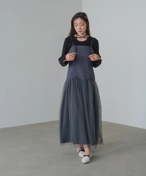 Bab(バブ)の「【選べるサイズ展開】レイヤード風チュールキャミワンピース(ワンピース・レディース・チャコールグレー/ブラウン/アイボリー・SMALL/MEDIUM)」の15枚目の写真