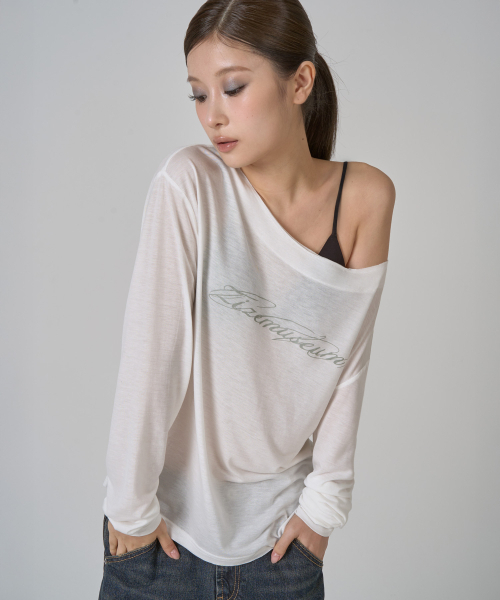 ZIZEMUSEUM(ジゼミュージアム)の「ワンショルダーシアーロングスリーブ(ホワイト)(Tシャツ/カットソー・レディース・その他・OS)」の1枚目の写真