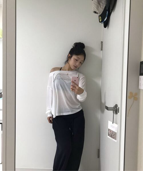 ZIZEMUSEUM(ジゼミュージアム)の「ワンショルダーシアーロングスリーブ(ホワイト)(Tシャツ/カットソー・レディース・その他・OS)」の7枚目の写真