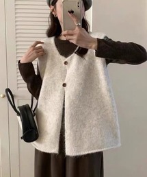 着回し力抜群! レイヤードに最適ニットベスト
