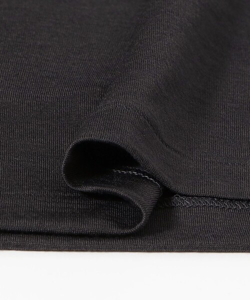 BEAMS F(ビームスエフ)の「ウール ショートスリーブ クルーネック Tシャツ(Tシャツ/カットソー・メンズ・ブラック系その他4/ブラック/ダークブラウン・XL/M/L/S)」の7枚目の写真