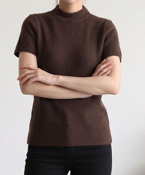 LOWO(ロワ)の「ウールブレンドモックネック半袖リブニットプルオーバー(ニット/セーター・レディース・ブラウン/チャコールグレー/カーキ/アイボリー/ブラック・FREE)」の14枚目の写真