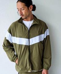 AXCXM（アクスシーム）の「mj12008-Tactical Nylon Comfort 「V-Reflector」 Track Jacket トラックジャケット(AXM-BFA0010)（ブルゾン）」