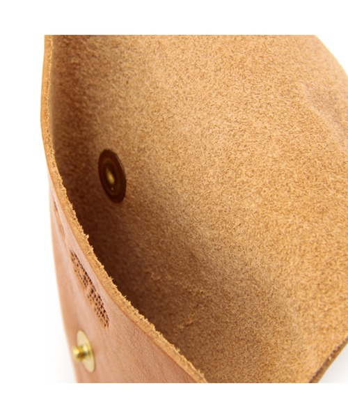 IL BISONTE(イルビゾンテ)の「IL BISONTE / ORIGINAL LEATHER / COIN CASE(コインケース・レディース・ライトブラウン/ナチュラル/グリーン/オレンジ/ネイビー/グレー/レッド/オリーブ/カーキ/ダークブラウン/ブラック/ライトグレー/ブラウン/ホワイト・FREE)」の17枚目の写真