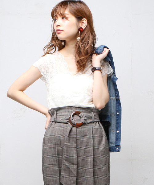 natural couture(ナチュラルクチュール)の「レースカップ付フレンチスリーブ(Tシャツ/カットソー・レディース・アイボリー/ブラック/ピンクベージュ/ボルドー・FREE)」の5枚目の写真