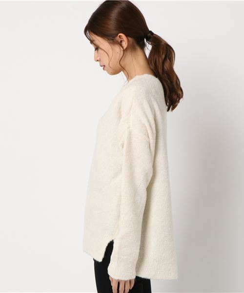 RIVE DROITE（リヴドロワ）の「ブークレVネックプルオーバー（ニット/セーター・レディース・オフホワイト/モカ/ライトグレー・FREE）」の8枚目の写真