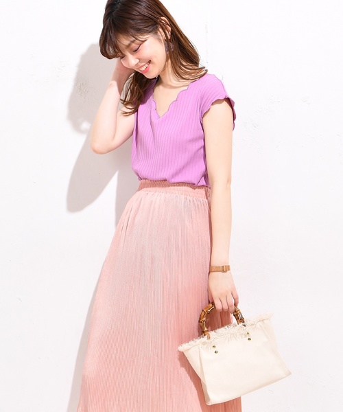 natural couture（ナチュラルクチュール）の「テレコスカラップ2WAYプルオーバー（Tシャツ/カットソー・レディース・ブラック/パープル/レッド/アイボリー/ネイビー・FREE）」の12枚目の写真