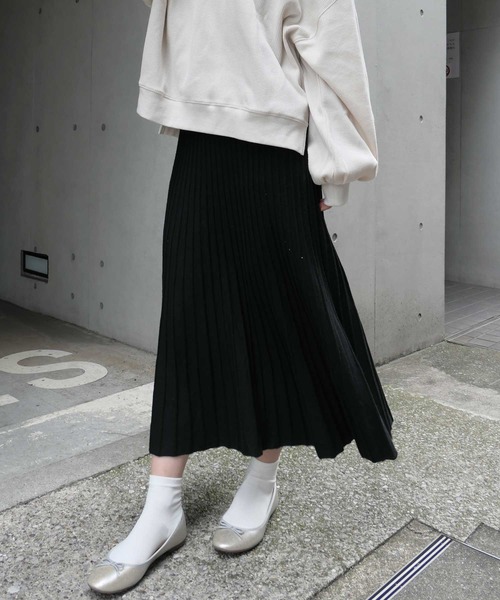 CORNERS(コーナーズ)の「ニットミディーフレアースカート 19AW★(スカート)」|ブラック