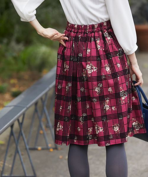 tocco closet（トッコ クローゼット）の「セピアフラワー