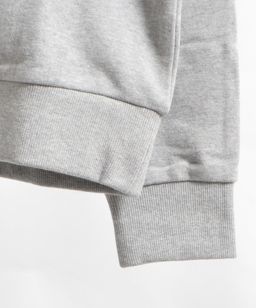 Guess(ゲス)の「GUESS/ゲス オリジナル エンボス加工 クルーネック スウェット L/S Original Sweatshirts(スウェット・メンズ・ブラック/グレー/ベージュ・S/M/L/XL)」の12枚目の写真
