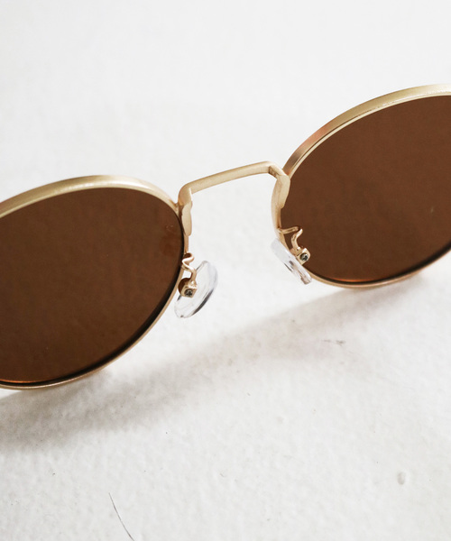 TODAYFUL(トゥデイフル)の「フラットカラーサングラス(サングラス・レディース・ブラック/ブラウン・FREE)」の6枚目の写真