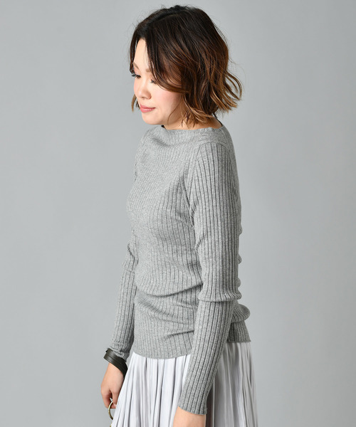 COLLAGE GALLARDAGALANTE(コラージュガリャルダガランテ)の「スクエアリブニットプルオーバー(ニット/セーター・レディース・ライトグレー/オフホワイト/パープル/ピンク・FREE)」の3枚目の写真