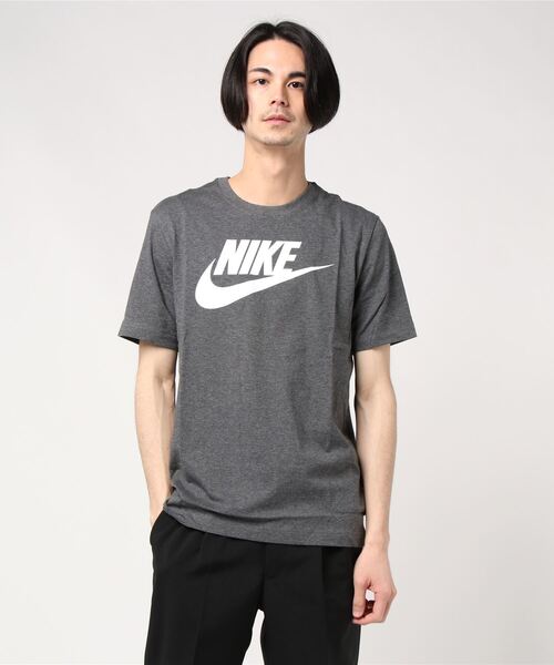 NIKE(ナイキ)の「NIKE/ナイキ フューチュラ アイコン S/S Tシャツ(Tシャツ/カットソー・メンズ・ホワイト/レッド/ブラック/グレー/サックスブルー・M/L/XL/S/2XL)」の3枚目の写真