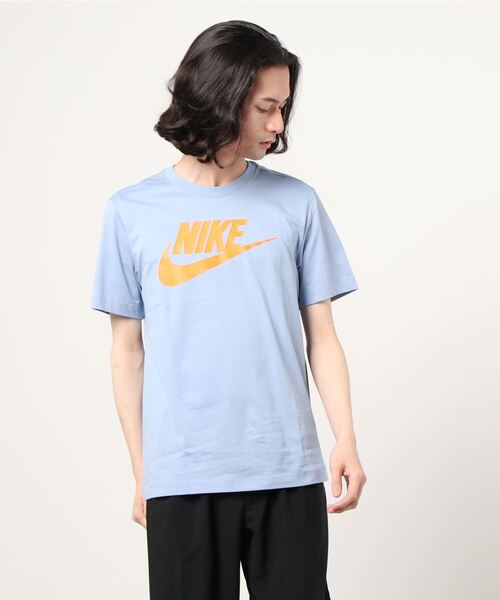 NIKE(ナイキ)の「NIKE/ナイキ フューチュラ アイコン S/S Tシャツ(Tシャツ/カットソー・メンズ・ホワイト/レッド/ブラック/グレー/サックスブルー・M/L/XL/S/2XL)」の4枚目の写真