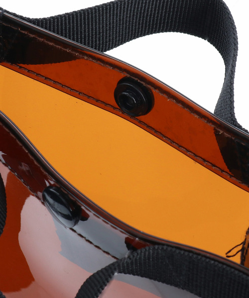 JUNRED（ジュンレッド）の「【WEARISTA JUNコラボ】PVCクリアショルダーBAG（ショルダーバッグ・メンズ・ダークブラウン・FREE）」の6枚目の写真