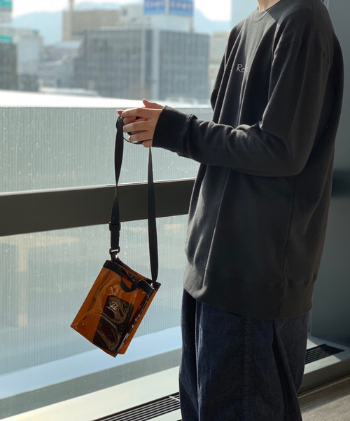 JUNRED（ジュンレッド）の「【WEARISTA JUNコラボ】PVCクリアショルダーBAG（ショルダーバッグ・メンズ・ダークブラウン・FREE）」の15枚目の写真