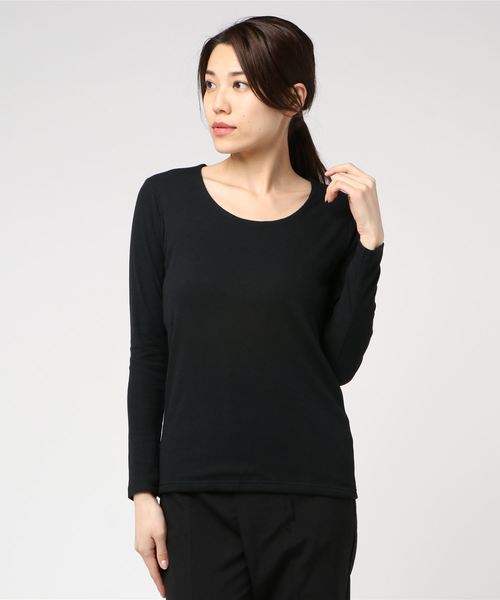 Pierrot（ピエロ）の「前身頃2枚仕立てで透けにくい ネックデザインが選べる テレコリブカットソー（Tシャツ/カットソー・レディース・グレー系その他3/ホワイト系その他5/パープル系その他3/オフホワイト/ブラック系その他/パープル系その他2/杢グレー/ライトグレー/グリーン系その他2/ブラウン系その他2/グリーン系その他3/ブルー系その他/ブラック系その他2/オレンジ系その他2/オレンジ系その他/グリーン系その他/ブラック系その他5/オレンジ系その他3/ブラック系その他4/パープル系その他/ブラック/ブラック系その他3/ネイビー/ホワイト系その他2/ブラウン系その他3/グレー系その他2/ホワイト系その他4/ブラウン系その他/ホワイト系その他/ブルー系その他2/ホワイト系その他3/グレー系その他4/グレー系その他・L/M）」の9枚目の写真