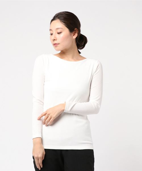 Pierrot（ピエロ）の「前身頃2枚仕立てで透けにくい ネックデザインが選べる テレコリブカットソー（Tシャツ/カットソー・レディース・グレー系その他3/ホワイト系その他5/パープル系その他3/オフホワイト/ブラック系その他/パープル系その他2/杢グレー/ライトグレー/グリーン系その他2/ブラウン系その他2/グリーン系その他3/ブルー系その他/ブラック系その他2/オレンジ系その他2/オレンジ系その他/グリーン系その他/ブラック系その他5/オレンジ系その他3/ブラック系その他4/パープル系その他/ブラック/ブラック系その他3/ネイビー/ホワイト系その他2/ブラウン系その他3/グレー系その他2/ホワイト系その他4/ブラウン系その他/ホワイト系その他/ブルー系その他2/ホワイト系その他3/グレー系その他4/グレー系その他・L/M）」の4枚目の写真