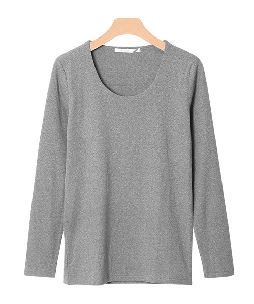 Pierrot（ピエロ）の「前身頃2枚仕立てで透けにくい ネックデザインが選べる テレコリブカットソー（Tシャツ/カットソー・レディース・グレー系その他3/ホワイト系その他5/パープル系その他3/オフホワイト/ブラック系その他/パープル系その他2/杢グレー/ライトグレー/グリーン系その他2/ブラウン系その他2/グリーン系その他3/ブルー系その他/ブラック系その他2/オレンジ系その他2/オレンジ系その他/グリーン系その他/ブラック系その他5/オレンジ系その他3/ブラック系その他4/パープル系その他/ブラック/ブラック系その他3/ネイビー/ホワイト系その他2/ブラウン系その他3/グレー系その他2/ホワイト系その他4/ブラウン系その他/ホワイト系その他/ブルー系その他2/ホワイト系その他3/グレー系その他4/グレー系その他・L/M）」の16枚目の写真