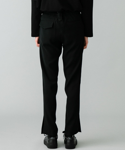 CULLNI(クルニ)の「【CULLNI】別注スリットイージーパンツ(その他パンツ・メンズ・ブラック/ベージュ・1/2)」の11枚目の写真
