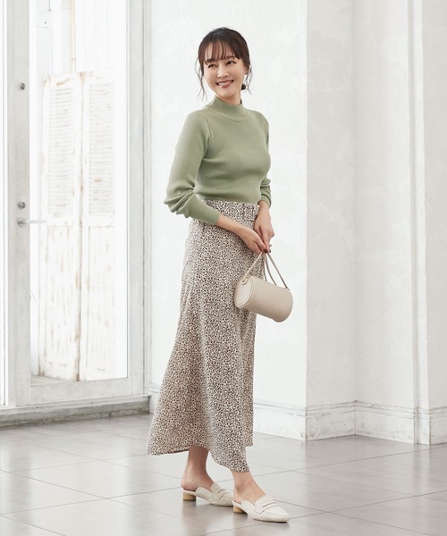 KOBE LETTUCE（コウベレタス）の「コインローファーバブーシュ（サンダル・レディース・ブラック/ブラウン系その他/ベージュ系その他/ホワイト/シルバー/その他・L/LL/M/S）」の13枚目の写真