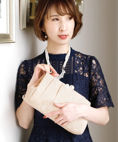 PourVous(プールヴー)の「ギャザー レース クラッチバッグ 結婚式 同窓会 オケージョン お呼ばれ パーティーバッグ(クラッチバッグ・レディース・ブラック/ゴールド/シルバー・FREE)」の12枚目の写真