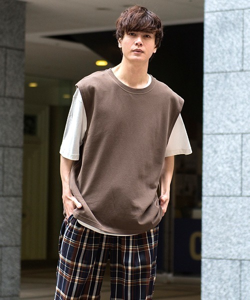 UP START(アップスタート)の「ルーズベスト×ルーズTシャツアンサンブル【2枚セット】(アンサンブル)」|ブラウン