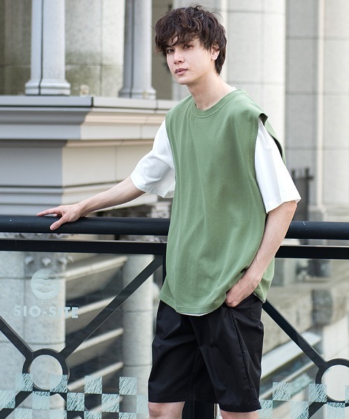 UP START(アップスタート)の「ルーズベスト×ルーズTシャツアンサンブル【2枚セット】(アンサンブル)」|カーキ